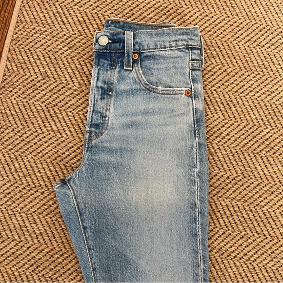 Levi’s 501 Skinny - Picture 8 of 9